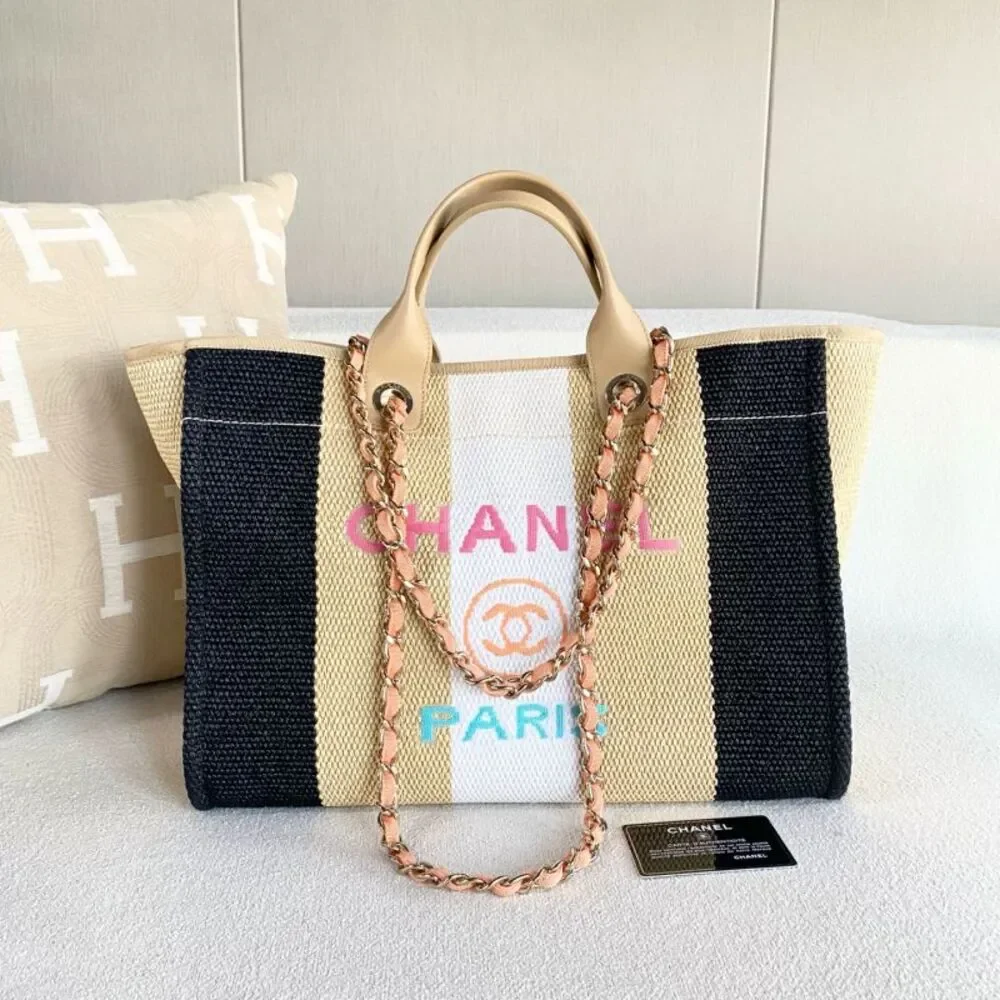 Chanel Women Pre-Loved Bag Very Good Condition